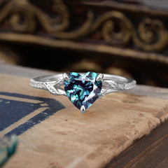 Vintage 3-Prong Heart-Cut Natural Alexandrite Engagement Ring