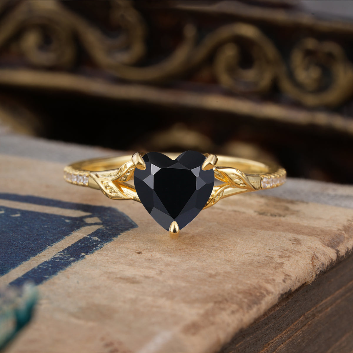 Vintage 3-Prong Heart-Cut Black Onyx Engagement Ring - Romalar Jewelry
