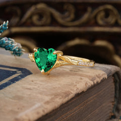 Vintage 3-Prong Heart-Cut Emerald Engagement Ring