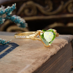 Vintage 3-Prong Heart-Cut Natural Peridot Engagement Ring