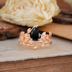 Nature-Inspired Leaf Pear Cut Black Onyx Ring Set-2pc