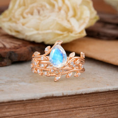 Nature-Inspired Leaf Pear Cut Moonstone Ring Set-2pc