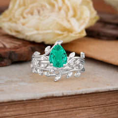 Nature-Inspired Leaf Pear Cut Emerald Ring Set-2pc