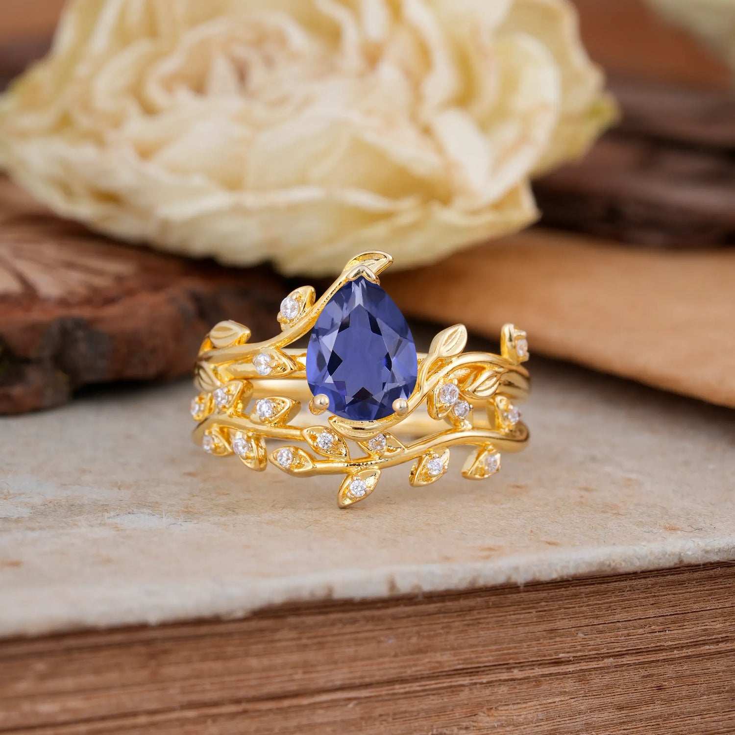 Nature-Inspired Leaf Pear Cut Tanzanite Bridal Ring Set - Romalar Jewelry