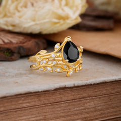 Nature-Inspired Leaf Pear Cut Black Onyx Ring Set-2pc