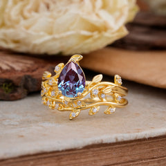 Nature-Inspired Leaf Pear Cut Alexandrite Ring Set-2pc