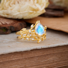 Nature-Inspired Leaf Pear Cut Moonstone Ring Set-2pc