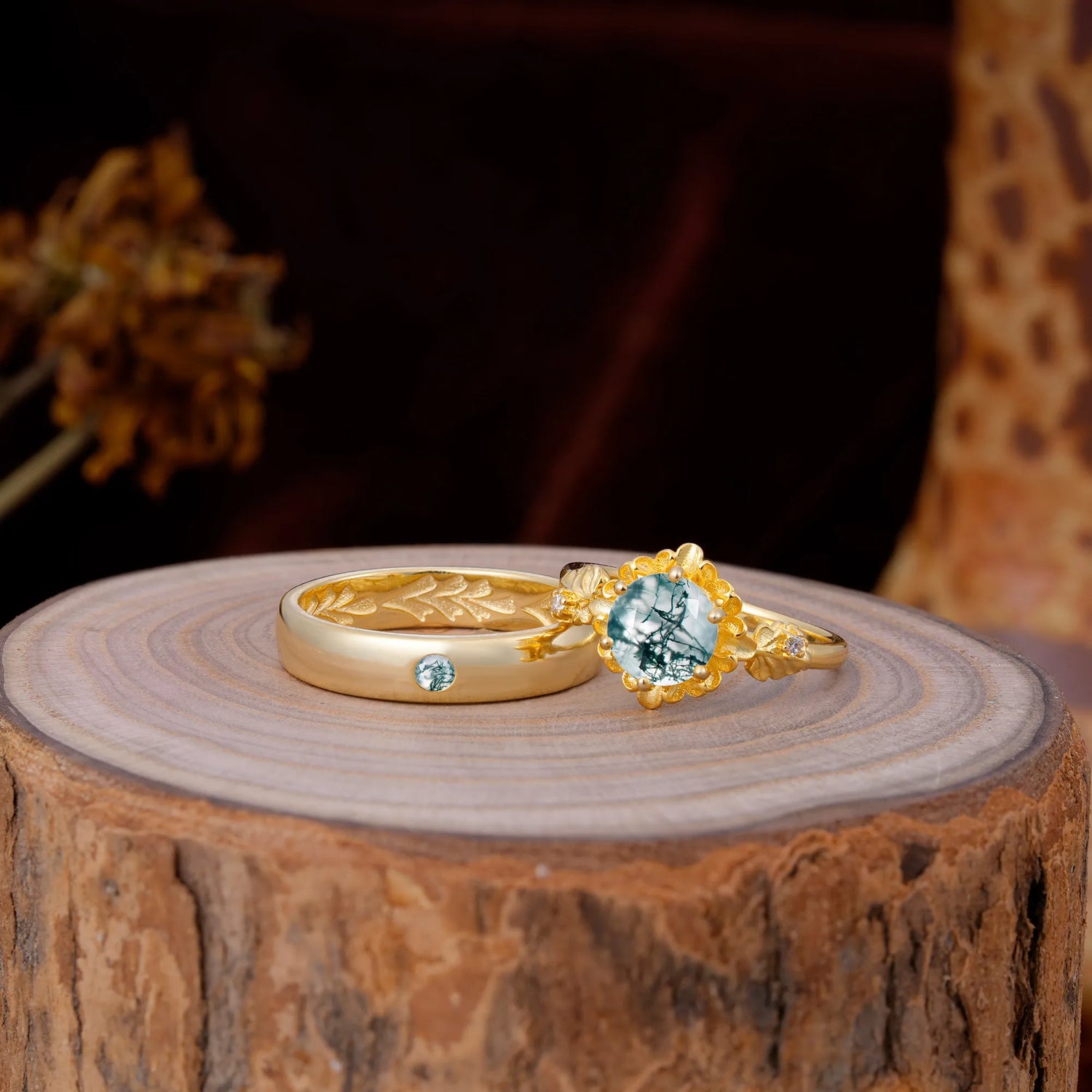 Elegant Floral Leaf Moss Agate Center Wedding Couple Rings