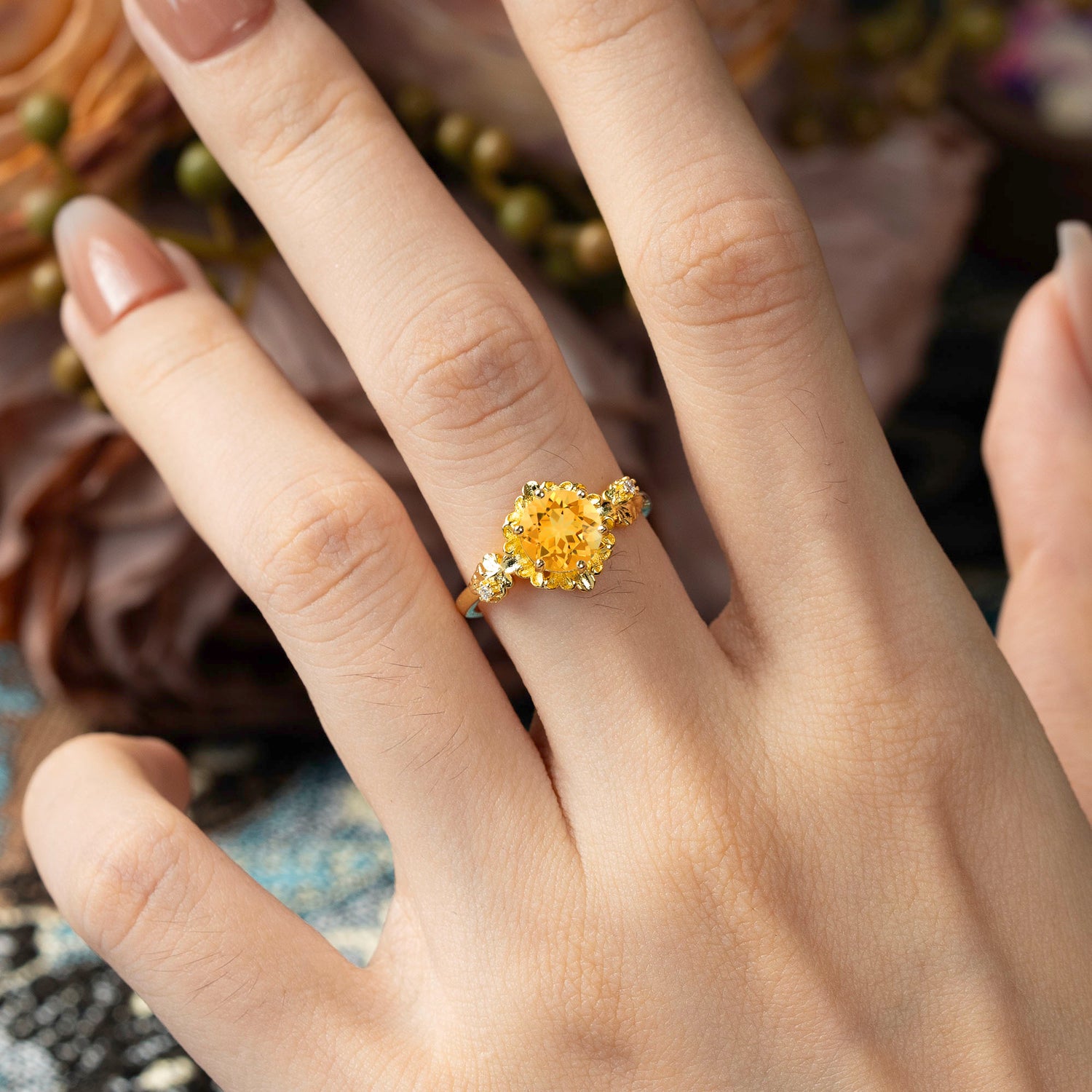Classic Vintage 4-Prong Round Citrine Engagement Ring