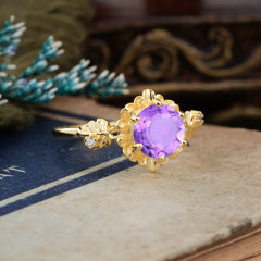 Classic Vintage 4-Prong Round Amethyst Engagement Ring