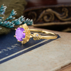 Classic Vintage 4-Prong Round Amethyst Engagement Ring
