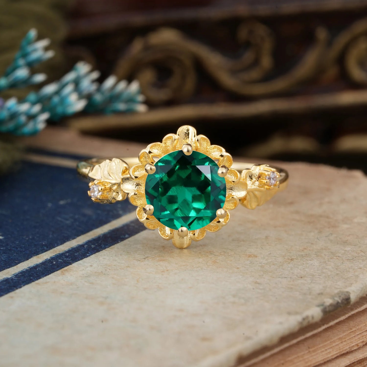 Classic Vintage 4-Prong Round Emerald Engagement Ring - Romalar Jewelry