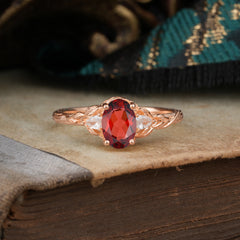 Timeless Classic Nature-Inspired 4-Prong Oval-Cut Natural Garnet Engagement Ring