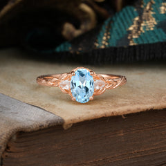 Timeless Classic Nature-Inspired 4-Prong Oval-Cut Natural Aquamarine Engagement Ring