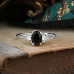 Timeless Classic Nature-Inspired 4-Prong Oval-Cut Black Onyx Engagement Ring