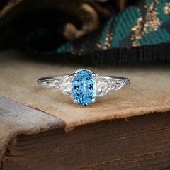 Timeless Classic Nature-Inspired 4-Prong Oval-Cut Aquamarine Engagement Ring