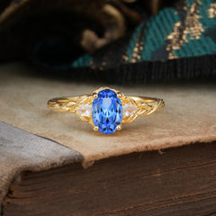 Timeless Classic Nature-Inspired 4-Prong Oval-Cut Sapphire Engagement Ring
