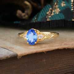 Timeless Classic Nature-Inspired 4-Prong Oval-Cut Sapphire Engagement Ring