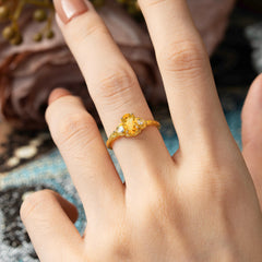 Timeless Classic Nature-Inspired 4-Prong Oval-Cut Citrine Engagement Ring