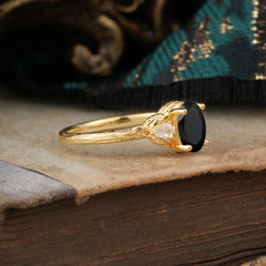 Timeless Classic Nature-Inspired 4-Prong Oval-Cut Black Onyx Engagement Ring
