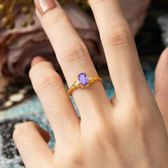 Timeless Classic Nature-Inspired 4-Prong Oval-Cut Amethyst Engagement Ring