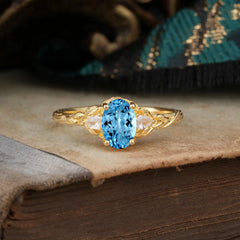 Timeless Classic Nature-Inspired 4-Prong Oval-Cut Aquamarine Engagement Ring