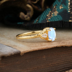 Timeless Classic Nature-Inspired 4-Prong Oval-Cut Moonstone Engagement Ring
