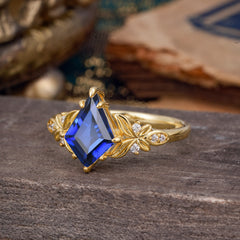 Luxe Vintage 4 Prong Kite-Cut Sapphire Engagement Ring