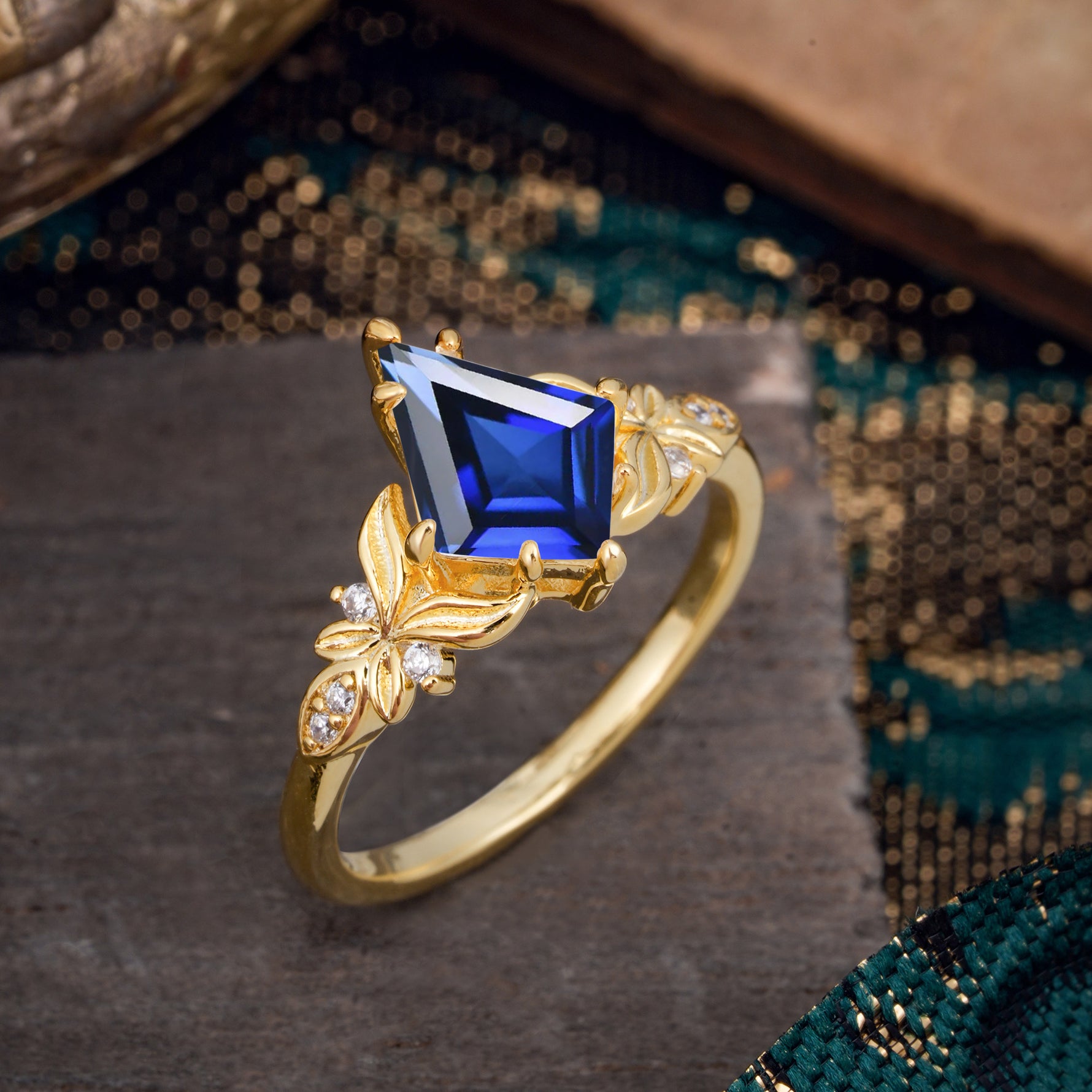 Luxe Vintage 4 Prong Kite-Cut Sapphire Engagement Ring - Romalar Jewelry