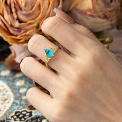 Luxe Vintage 4 Prong Kite-Cut Turquoise Engagement Ring
