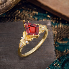 Luxe Vintage 4 Prong Kite-Cut Natural Garnet Engagement Ring