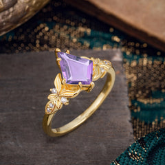 Luxe Vintage 4 Prong Kite-Cut Natural Amethyst Engagement Ring