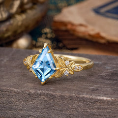 Luxe Vintage 4 Prong Kite-Cut Aquamarine Engagement Ring