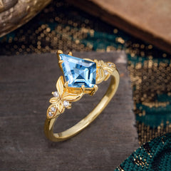 Luxe Vintage 4 Prong Kite-Cut Aquamarine Engagement Ring