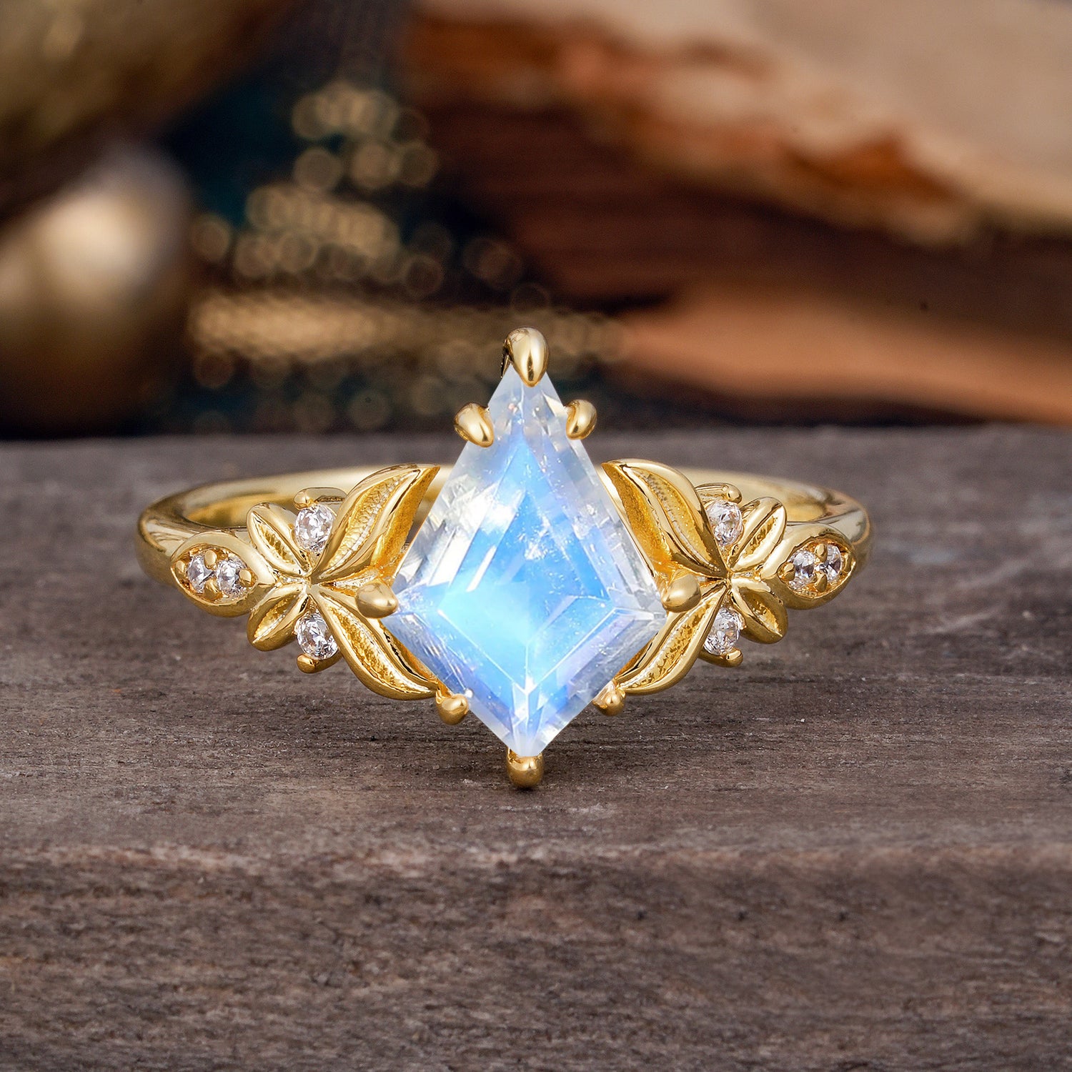 Luxe Vintage 4 Prong Kite-Cut Moonstone Engagement Ring - Romalar Jewelry