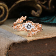 Floral Themed 4 Prong Round Lab Diamond Wedding Ring Set