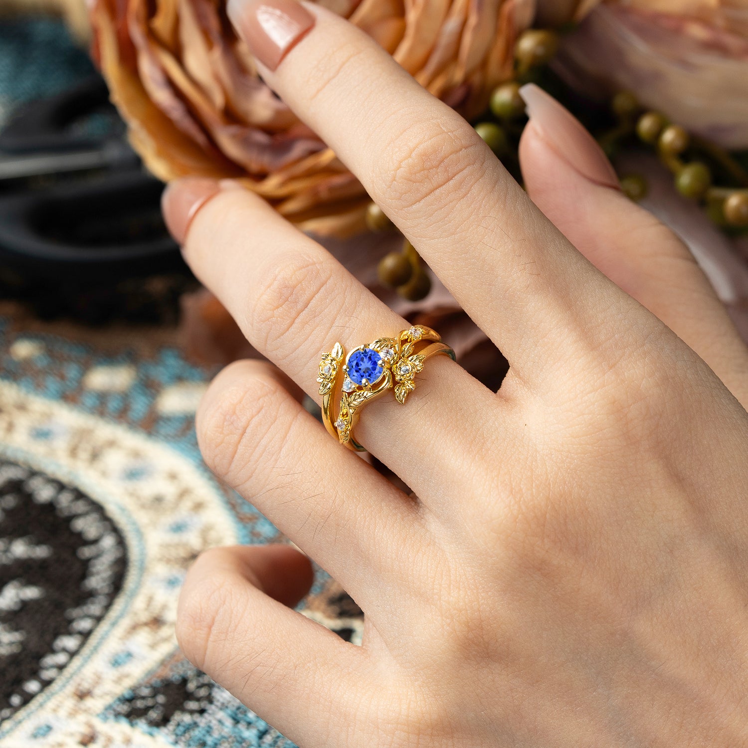 Floral themed 4 Prong Round Sapphire Bridal Ring Set