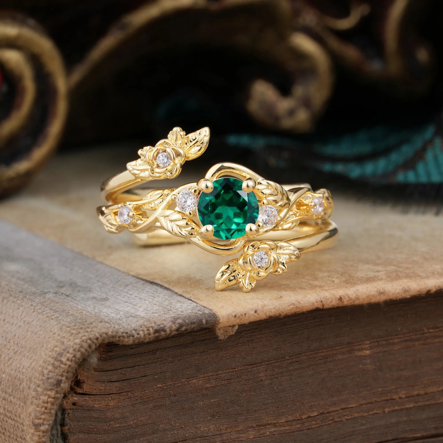 Floral themed 4 Prong Round Emerald Wedding Ring Set