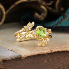 Floral themed 4 Prong Round Peridot Wedding Ring Set