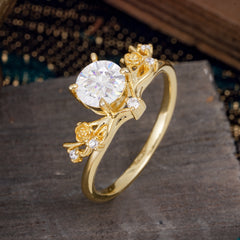 Nature-Inspired 4-Prong Round Moissanite Engagement Ring
