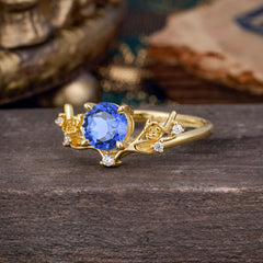 Nature-Inspired 4-Prong Round Sapphire Engagement Ring
