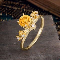 Nature-Inspired 4-Prong Round Citrine Engagement Ring