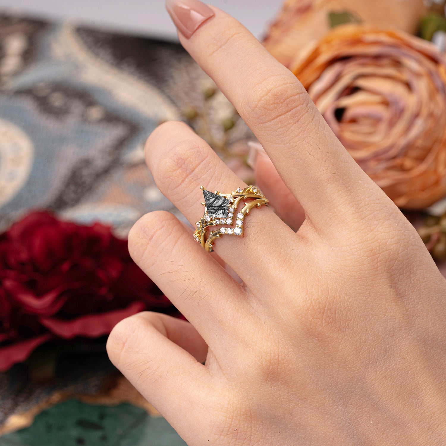 Luxury Vintage 5-Prong Kite-Cut Black Rutilated Quartz Engagement Ring Set