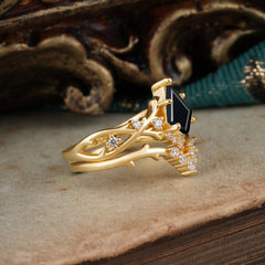 Luxury Vintage 5-Prong Kite-Cut Black Onyx Engagement Ring Set
