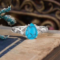 Luxury Vintage 4-Prong Pear-Cut Natural Turquoise Engagement Ring