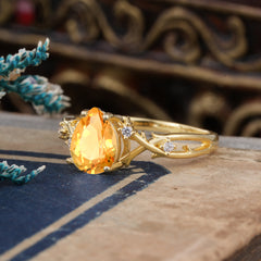 Luxury Vintage 4-Prong Pear-Cut Citrine Engagement Ring