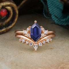 Luxury Vintage Classic 6-Prong Hexagonal-Cut Tanzanite Engagement Ring Set
