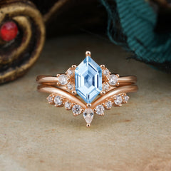 Luxury Vintage Classic 6-Prong Hexagonal-Cut Aquamarine Engagement Ring Set