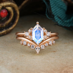 Luxury Vintage Classic 6-Prong Hexagonal-Cut Moonstone Engagement Ring Set