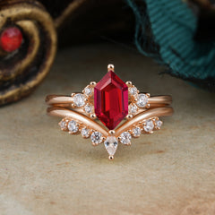 Luxury Vintage Classic 6-Prong Hexagonal-Cut Ruby Engagement Ring Set